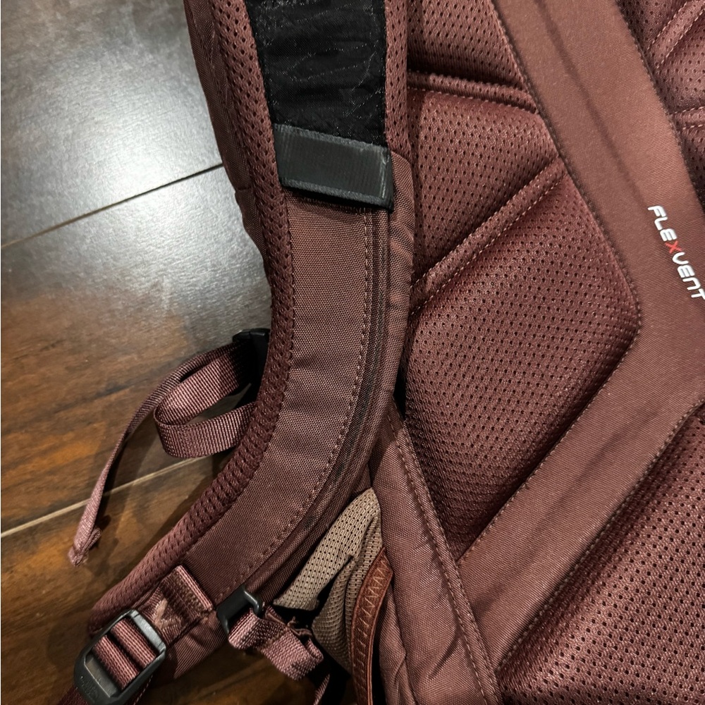 The North Face Men's Brown Backpack - Picture 3 of 5